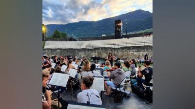 Azərbaycanlı violin ifaçısı İsveçrədə opera festivalında orkestrin  konsertmeysteri seçilib