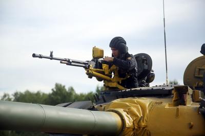 Tankçılarımız “Tank biatlonu” müsabiqəsinə hazırlıqlarını davam etdirir - Foto