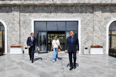 İlham Əliyev və Mehriban Əliyeva İsmayıllıda “Basqal Resort & Spa” otelinin açılışında iştirak edib - Yenilənib (foto)