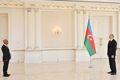 Prezident İlham Əliyev Efiopiyanın yeni təyin olunan səfirinin etimadnaməsini qəbul edib - Yenilənib