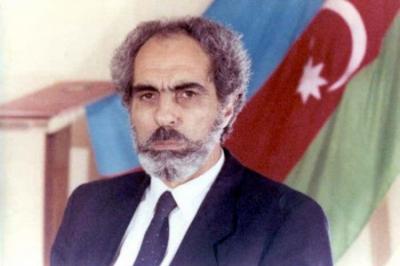 Əbülfəz Elçibəyin vəfatından 22 il ötür