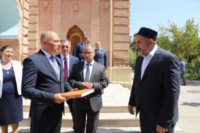 Anar Kərimov Qazaxda mədəniyyət müəssisələrinin fəaliyyəti ilə tanış olub