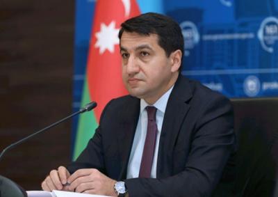 Hikmət Hacıyev: “Biz Aİ prezidenti Şarl Mişelin rolunu yüksək qiymətləndiririk”