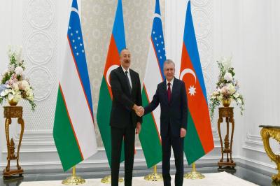 Səmərqənddə Azərbaycan və Özbəkistan prezidentləri arasında görüş olub - Yenilənib
