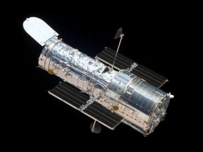 "Hubble” iki yeni qalaktikanın şəklini çəkib -  Foto