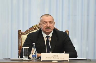 Azərbaycan Prezidenti: "Biz Ələt ticarət limanının potensialını 15 milyon tondan 25 milyon tonadək genişləndirməyi planlaşdırırıq"