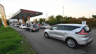 Yanacaq böhranı biznesmenlərdən yan keçməyib