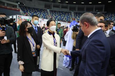 Çin səfirliyi 81 360 AZN ianə etdi 