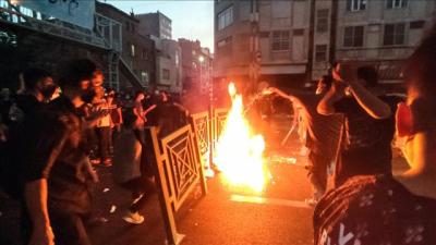 İran universitetlərində Məhsa Əmini etirazları davam edir