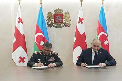 Azərbaycan-Gürcüstan hərbi əməkdaşlıq planı imzalanıb - Foto