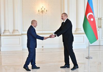 Prezident İlham Əliyev Liviyanın yeni səfirinin etimadnaməsini qəbul edibYENİLƏNİB