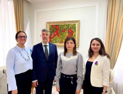 Türk Mədəniyyəti və İrsi Fondunun Macarıstanla əlaqələri müzakirə edilib