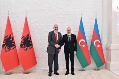 Prezident İlham Əliyevin Albaniyanın Baş naziri ilə təkbətək görüşü olub - Yenilənib 1