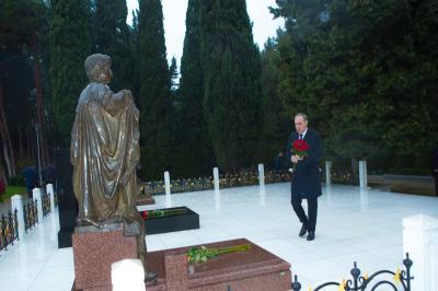 Baş Prokurorluqda Heydər Əliyevin xatirəsinə həsr olunmuş anım tədbiri keçirilib