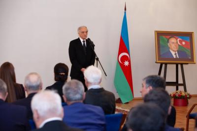 Moskvada Ümummilli lider Heydər Əliyevin xatirəsi anılıb - Foto