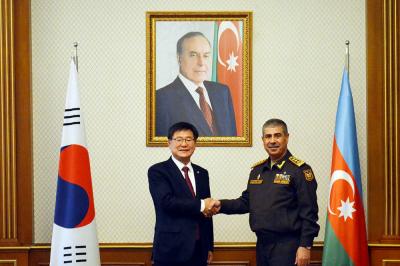 Azərbaycan-Koreya hərbi əməkdaşlığı müzakirə edilib - Foto