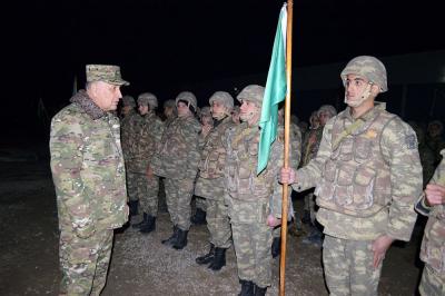 Baş Qərargah rəisi hərbi hissələrin döyüş hazırlığını yoxlayıb - Foto