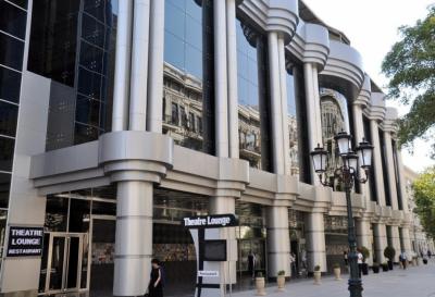 Gənc Tamaşaçılar Teatrının direktoru mükafatlandırılıb