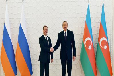 Medvedev Azərbaycan Prezidentini təbrik edib