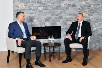 Prezident İlham Əliyevin Davosda “Signify” şirkətinin baş icraçı direktoru ilə görüşü olub - YENİLƏNİB