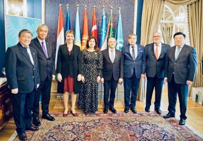 Günay Əfəndiyeva TDT-nin Macarıstandakı Nümayəndəliyini ziyarət edib