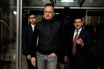 Peter Siyarto Azərbaycana gəlib - FOTO