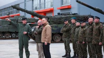 Polşa Prezidenti ukraynalı əsgərlərin təlimində iştirak edib