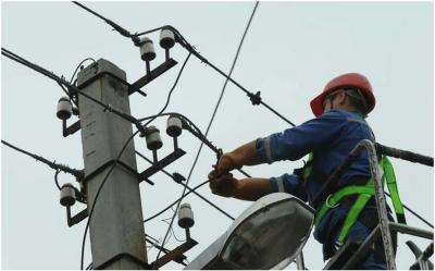 Azərbaycanda elektrik enerjisi bazarının təşkili və fəaliyyəti qaydaları açıqlanıb