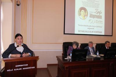 "Dəyişən dünyada qadın: Şərq və Qərb baxışı"