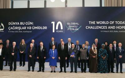 X Qlobal Bakı Forumunun açılış sessiyası başa çatıb, panel iclaslar keçirilir - YENİLƏNİB-5