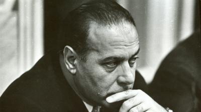 O KÜLÜ UNUTSAQ -  Rafael Hüseynov yazır