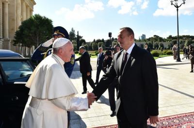 İlham Əliyev Roma Papasını təbrik edib