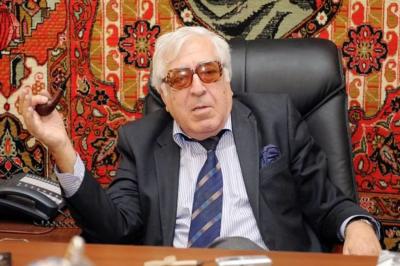 Bu gün yazıçı Anarın doğum günüdür