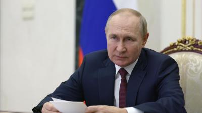 Putin Rusiyanın yeni xarici konsepsiyasını qəbul edib, ABŞ əsas rəqib kimi göstərilib
