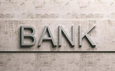 “Azərbaycanda bank sektorunun əsas göstəriciləri yaxşılaşıb”  - “Fitch”
