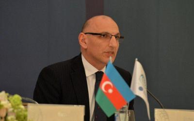 Elçin Əmirbəyov: “Biz hamı ilə yaxşı əlaqələr qurmaqda maraqlıyıq”
