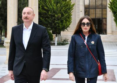 İlham Əliyev və Mehriban Əliyeva Salyan rayonuna səfər ediblər
