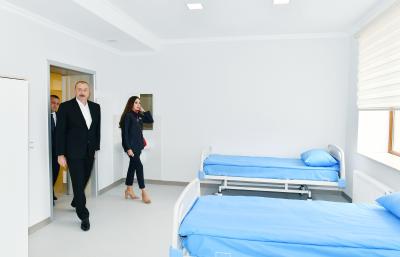 İlham Əliyev və Mehriban Əliyeva Salyanda Doğum Evində və Uşaq Poliklinikasında yaradılan şəraitlə tanış olub -  YENİLƏNİB