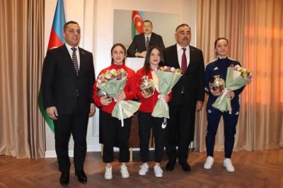 İrəvandakı qələbəsini Azərbaycana həsr edən türkiyəli idmançılar Səfirliyə dəvət olunublar