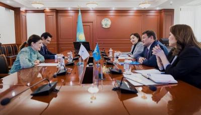 Günay Əfəndiyeva Qazaxıstanın Mədəniyyət və İdman naziri ilə görüşüb