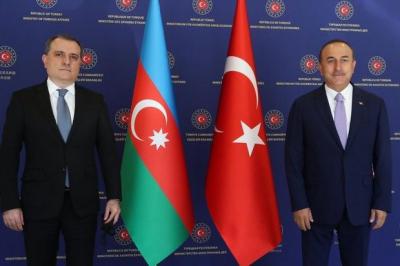 Ceyhun Bayramovla Mövlud Çavuşoğlu arasında telefon danışığı olub