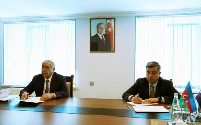 Saleh Məmmədov Qəbələ və Oğuzdan olan vətəndaşları qəbul edib