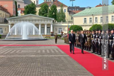 Prezident İlham Əliyevin Vilnüsdə rəsmi qarşılanma mərasimi olub