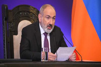 Paşinyan: "Mayın 25-də sülh sazişinin imzalanması real deyil"