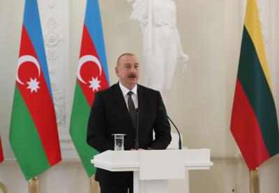 İlham Əliyev Milli Şəhərsalma Forumunda Vətən müharibəsinin başlanması səbəblərindən danışıb