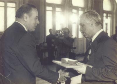 Hər cəhətdən misli olmayan -  Rafael Hüseynov yazır