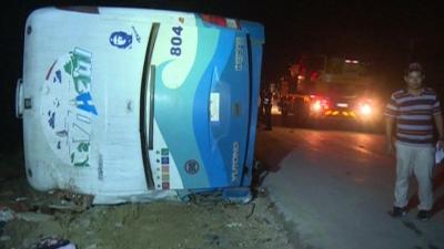 Kubada avtobus aşdı: 4 ölü, 30 yaralı