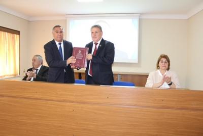 "Heydər Əliyevin dövlətçilik siyasəti və müasirlik" mövzusunda elmi konfrans 