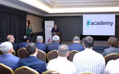 “Rəqəmsal biliklərin artırılması iqtisadiyyatın sürətli inkişafına şərait yaradır”