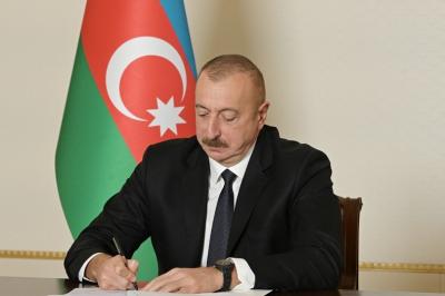 Azərbaycanın diplomatik xidmət orqanları əməkdaşlarına diplomatik rütbələr verilib  - SƏRƏNCAM